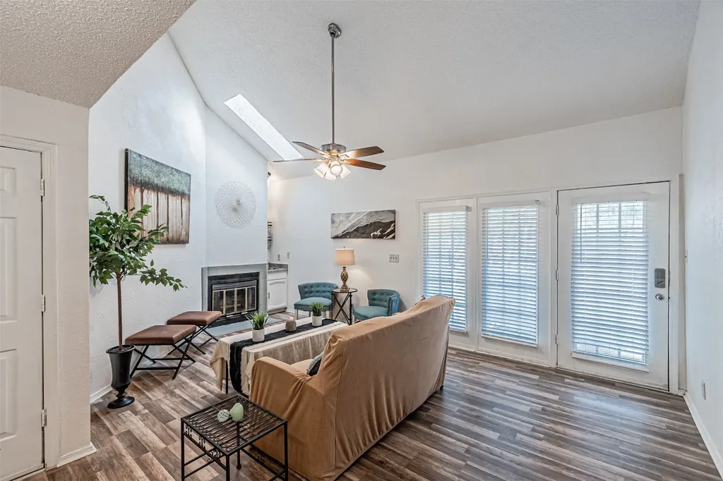 5590 Spring Valley Road Dallas TX 75254