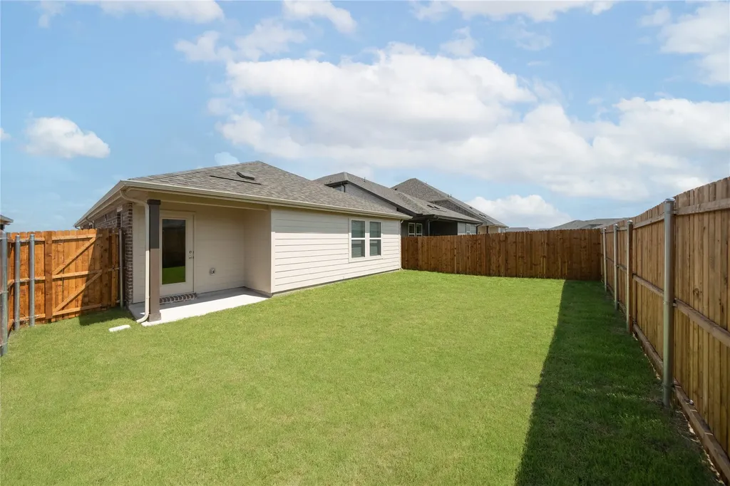 2510 Hawkins Street Anna TX 75409