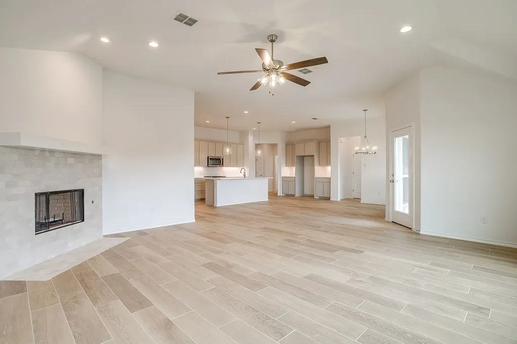 6913 Trail Rock Drive Benbrook TX 76126