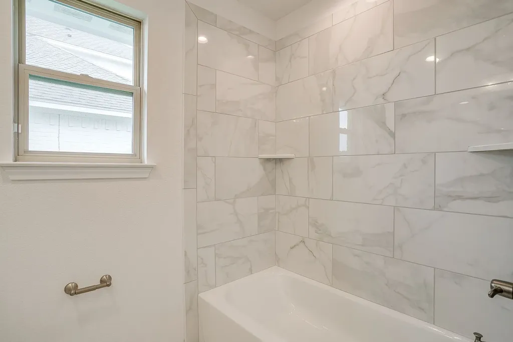 6913 Trail Rock Drive Benbrook TX 76126
