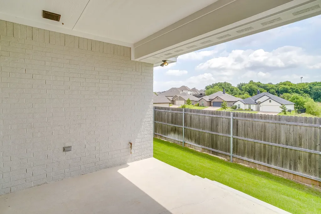 6913 Trail Rock Drive Benbrook TX 76126