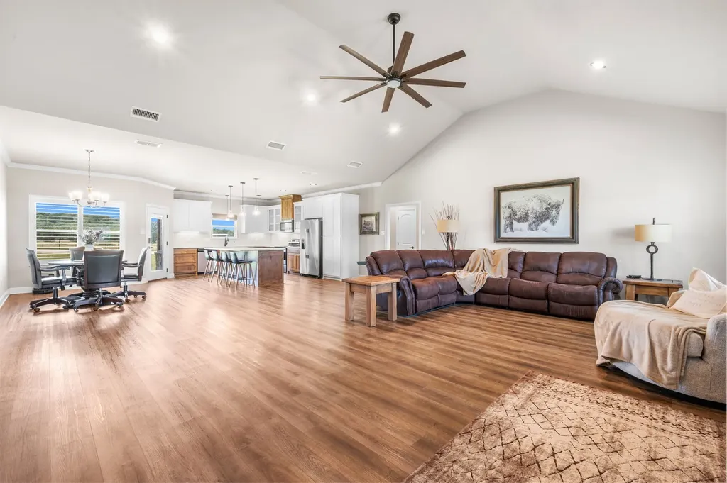 335 Remuda Trail Stephenville TX 76401