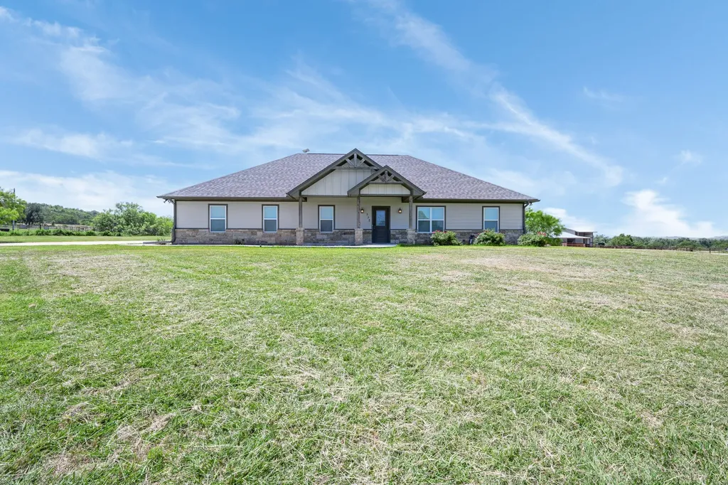335 Remuda Trail Stephenville TX 76401