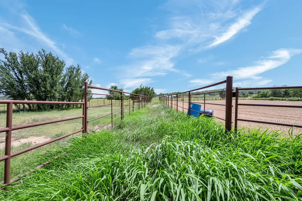 335 Remuda Trail Stephenville TX 76401