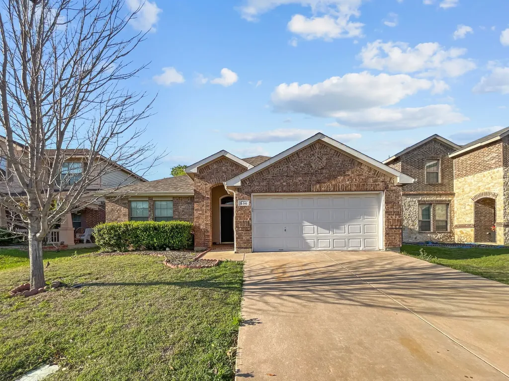 536 Goldstone Lane Fort Worth TX 76131
