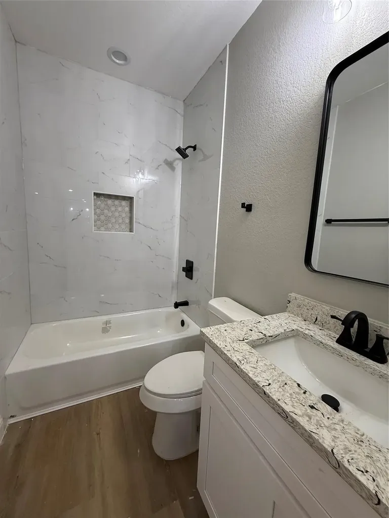 1917 Ave A Denison TX 75021