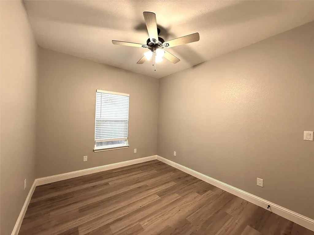 1917 Ave A Denison TX 75021