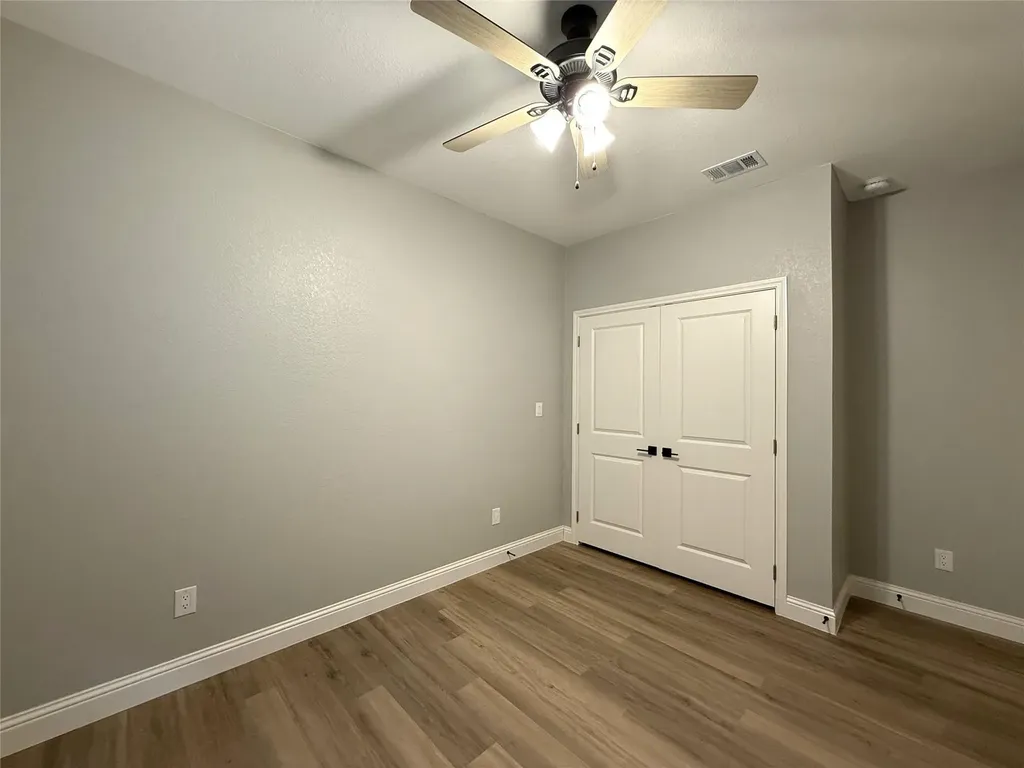 1917 Ave A Denison TX 75021
