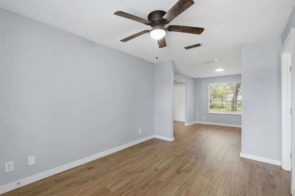 615 W Coffin Street Denison TX 75020