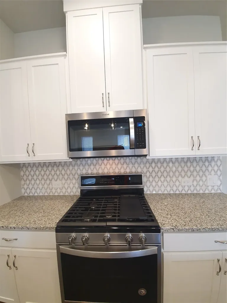 8266 Primrose Way Dallas TX 75252
