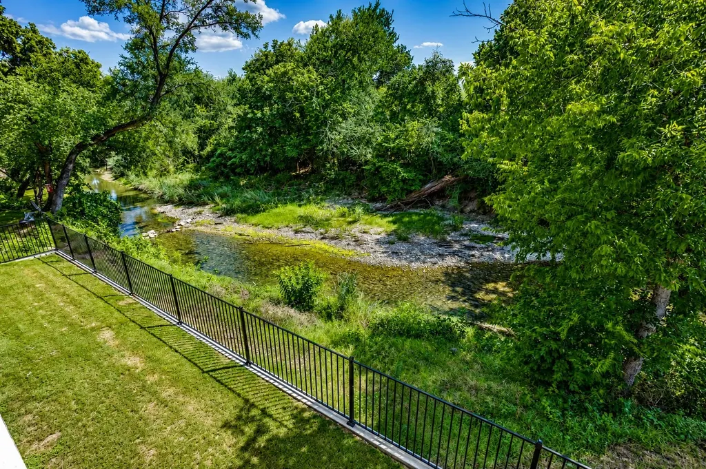 1142 County Road 337 Glen Rose TX 76043