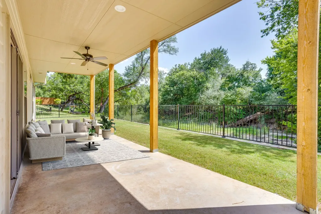 1142 County Road 337 Glen Rose TX 76043
