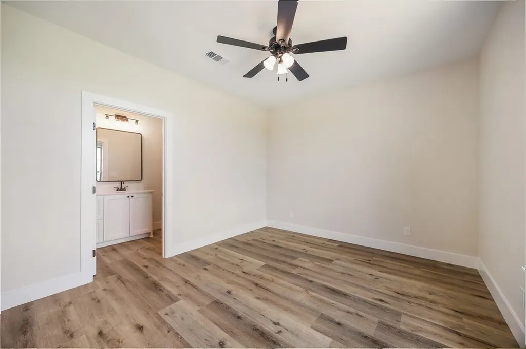 594 Sedalia Road Van Alstyne TX 75495