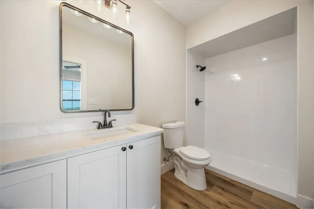 594 Sedalia Road Van Alstyne TX 75495