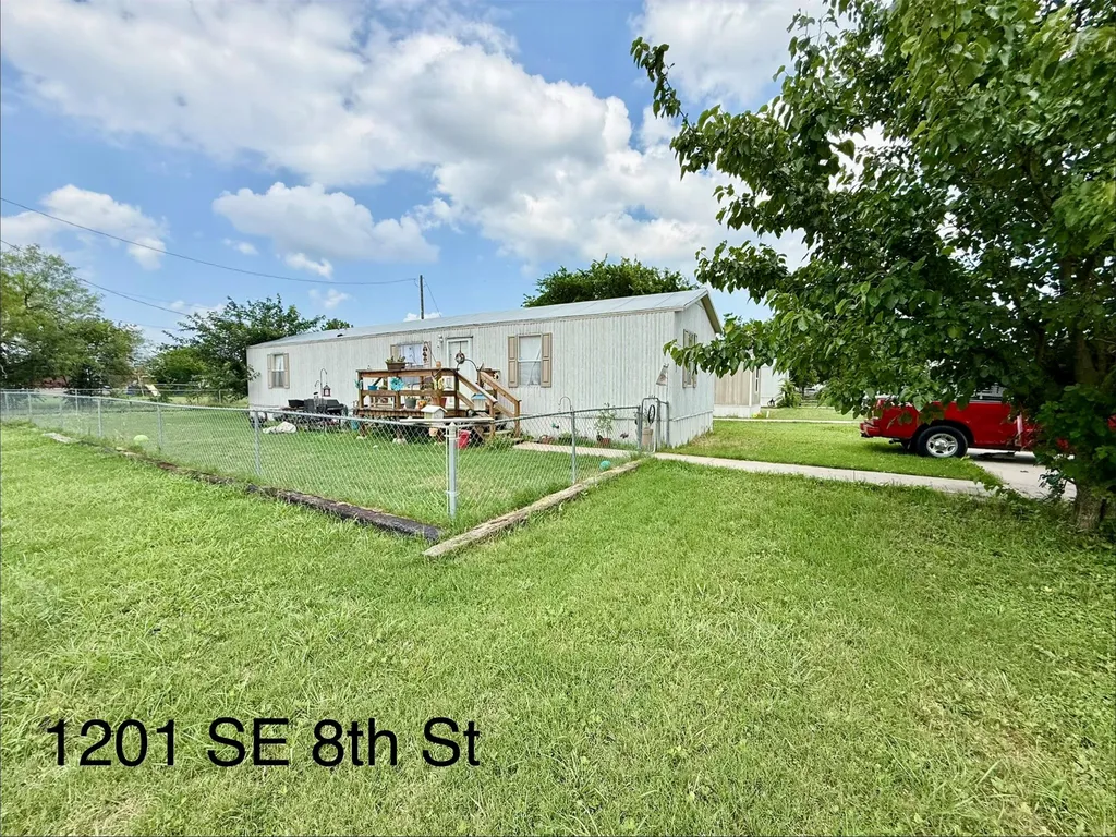 9999 SE 8th Street Mineral Wells TX 76067