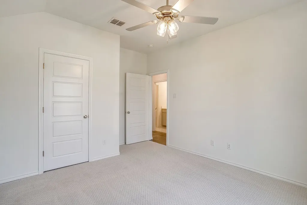 6817 Trail Rock Drive Benbrook TX 76126