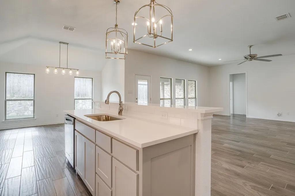 6817 Trail Rock Drive Benbrook TX 76126