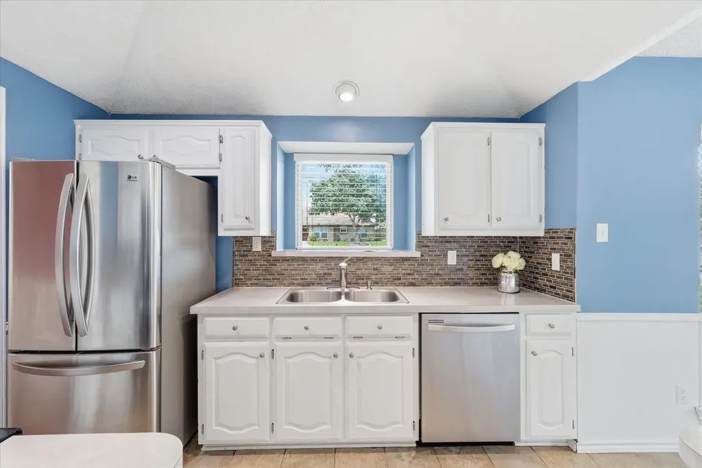 4203 Meadow Ridge Drive Carrollton TX 75010