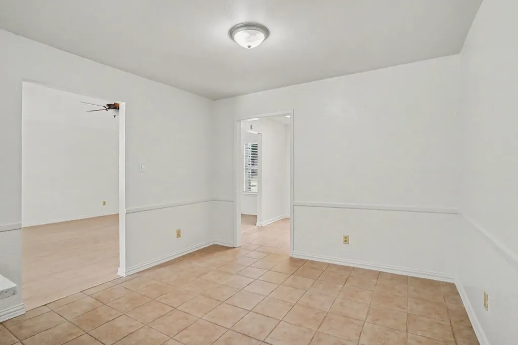 1009 Blue Carriage Lane N Fort Worth TX 76120