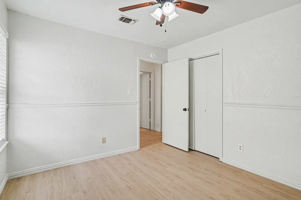 1009 Blue Carriage Lane N Fort Worth TX 76120
