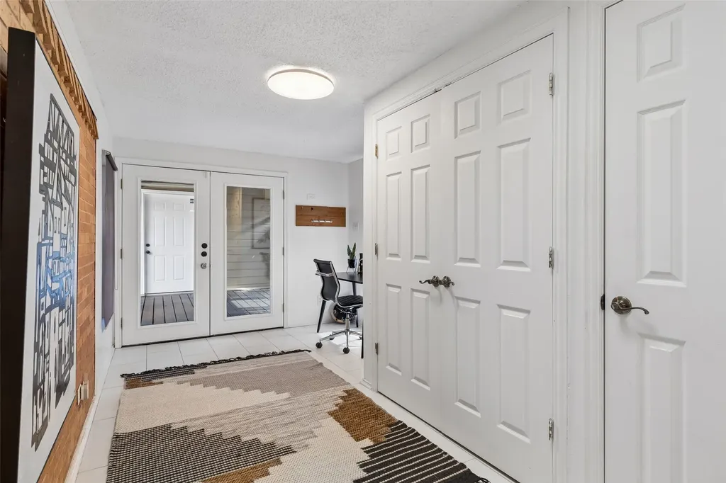 2728 Alco Avenue Dallas TX 75211