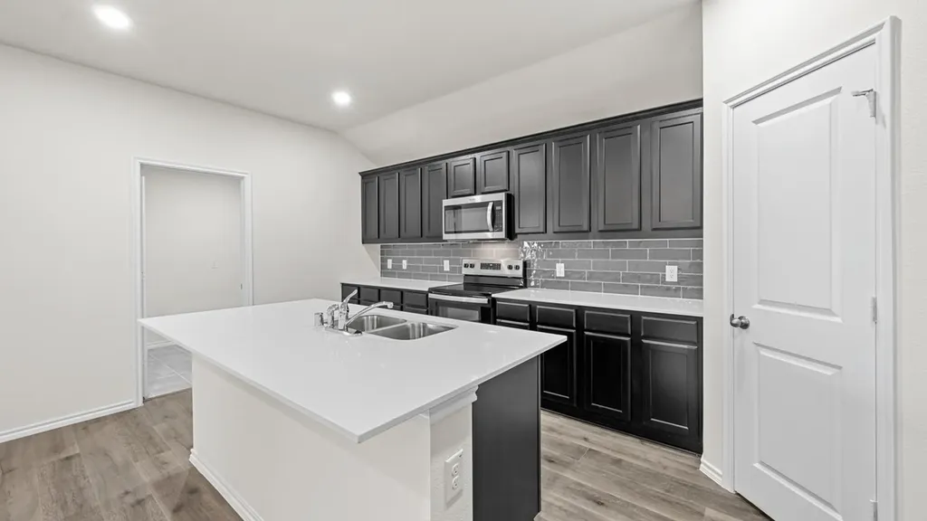 499 Sebastian Lane Waxahachie TX 75165