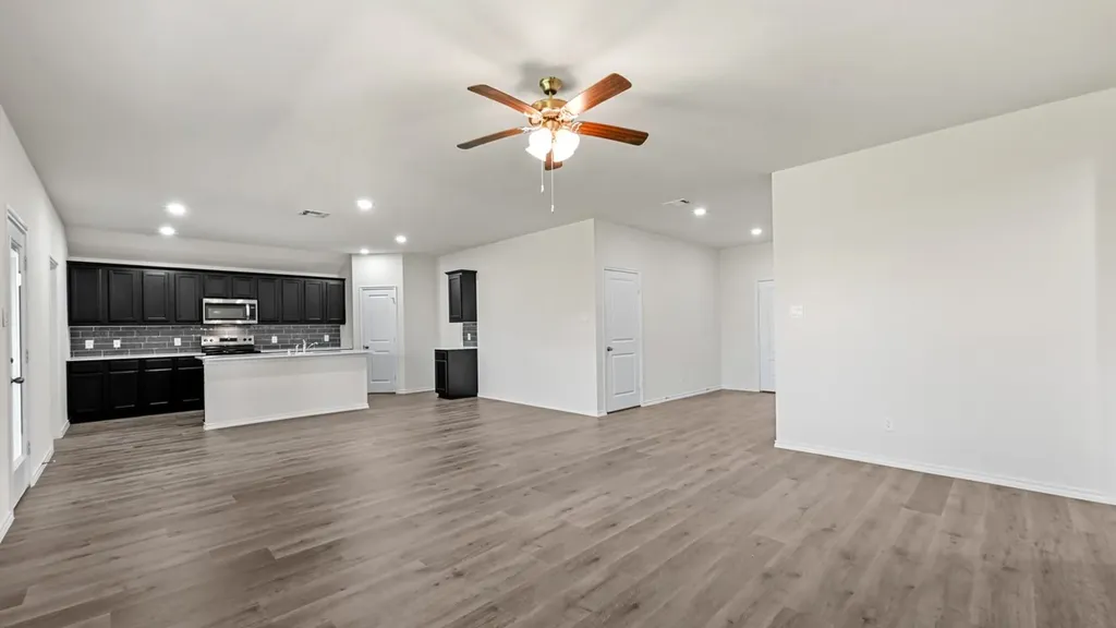499 Sebastian Lane Waxahachie TX 75165