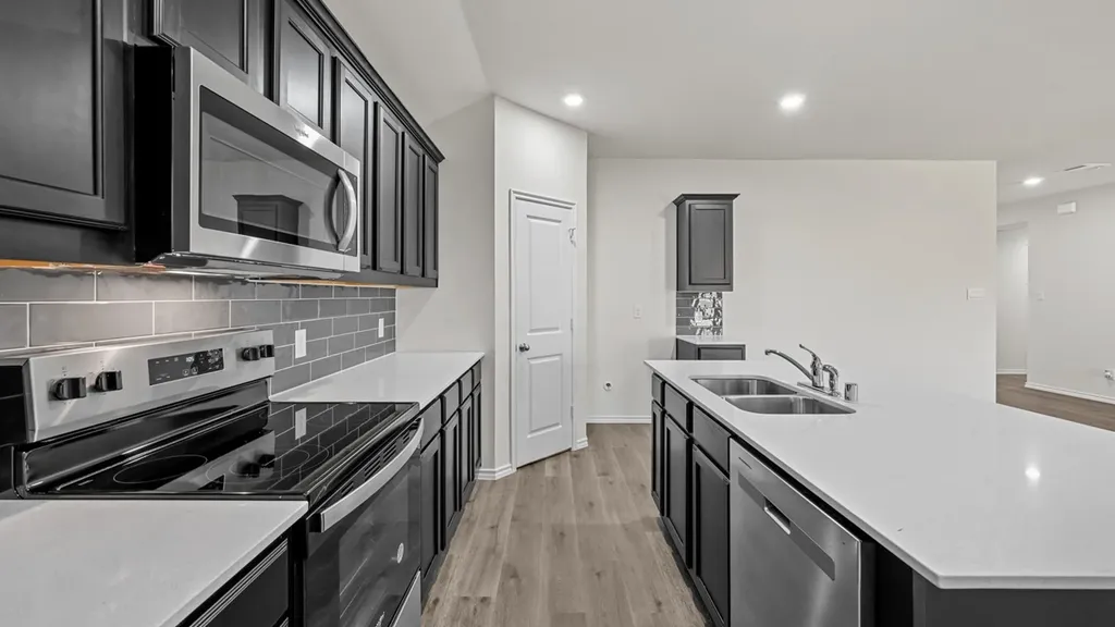499 Sebastian Lane Waxahachie TX 75165