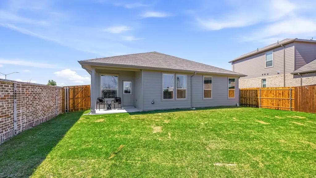 17124 Manzanilla Drive Justin TX 76247