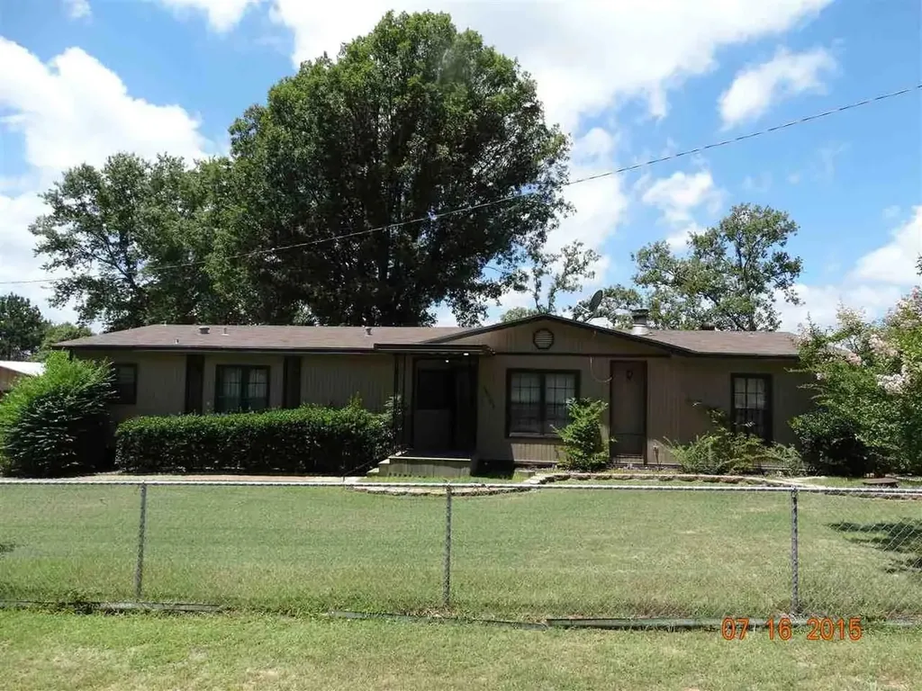 16028 Neches Parkway Tyler TX 75704
