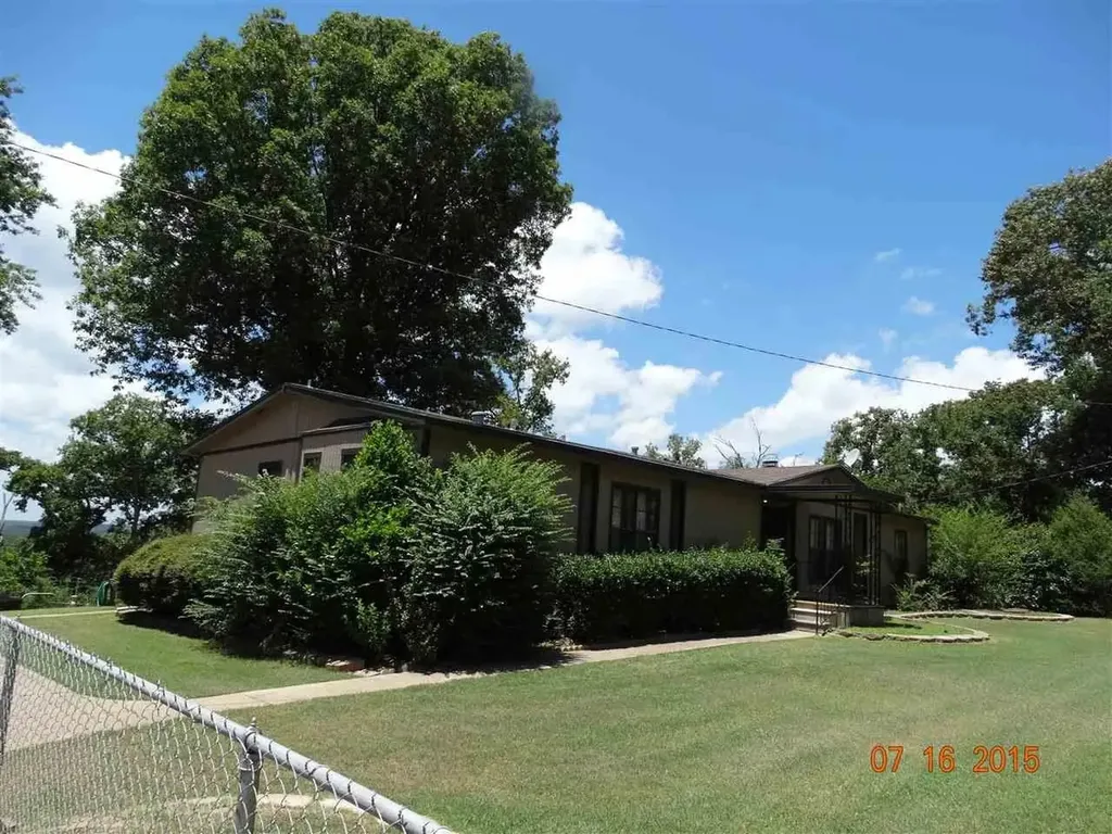 16028 Neches Parkway Tyler TX 75704