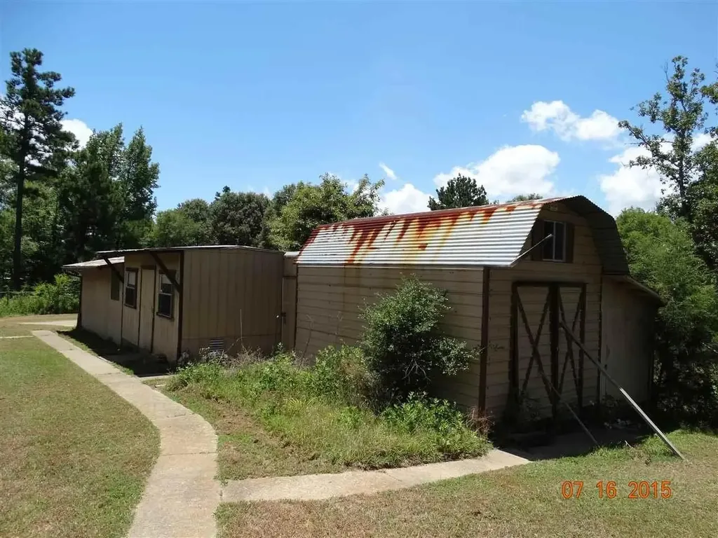 16028 Neches Parkway Tyler TX 75704