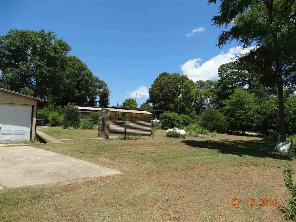 16028 Neches Parkway Tyler TX 75704