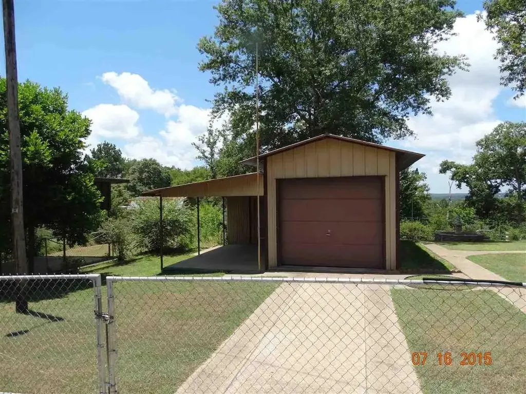 16028 Neches Parkway Tyler TX 75704
