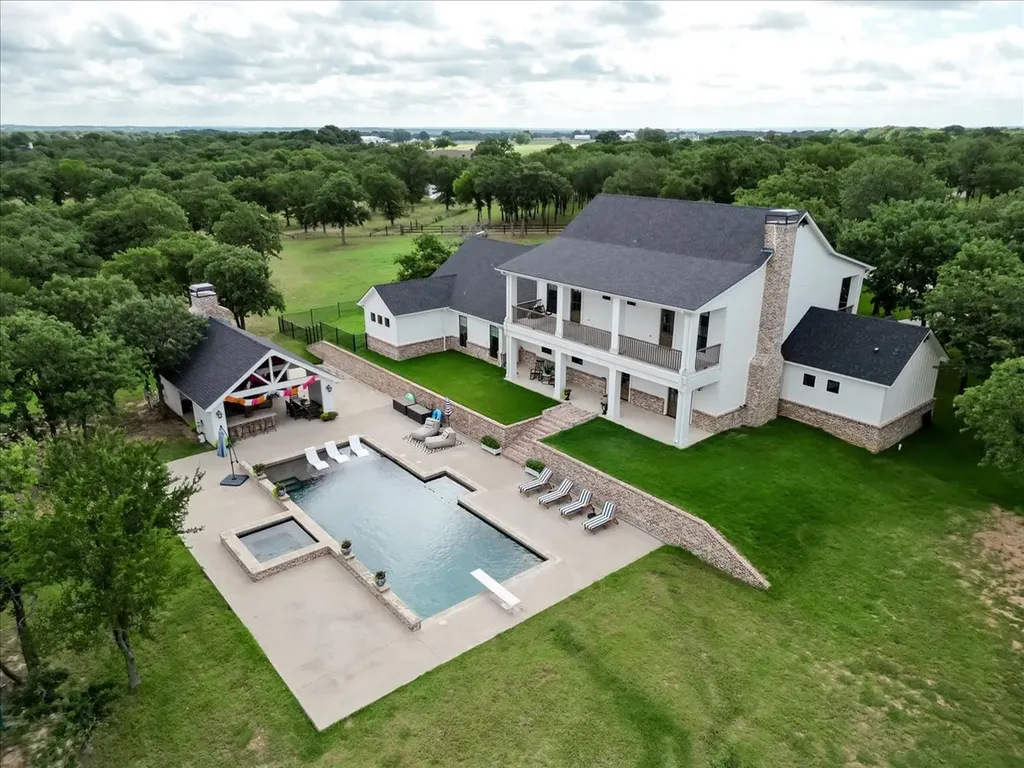 1340 Lacy Drive Lipan TX 76462