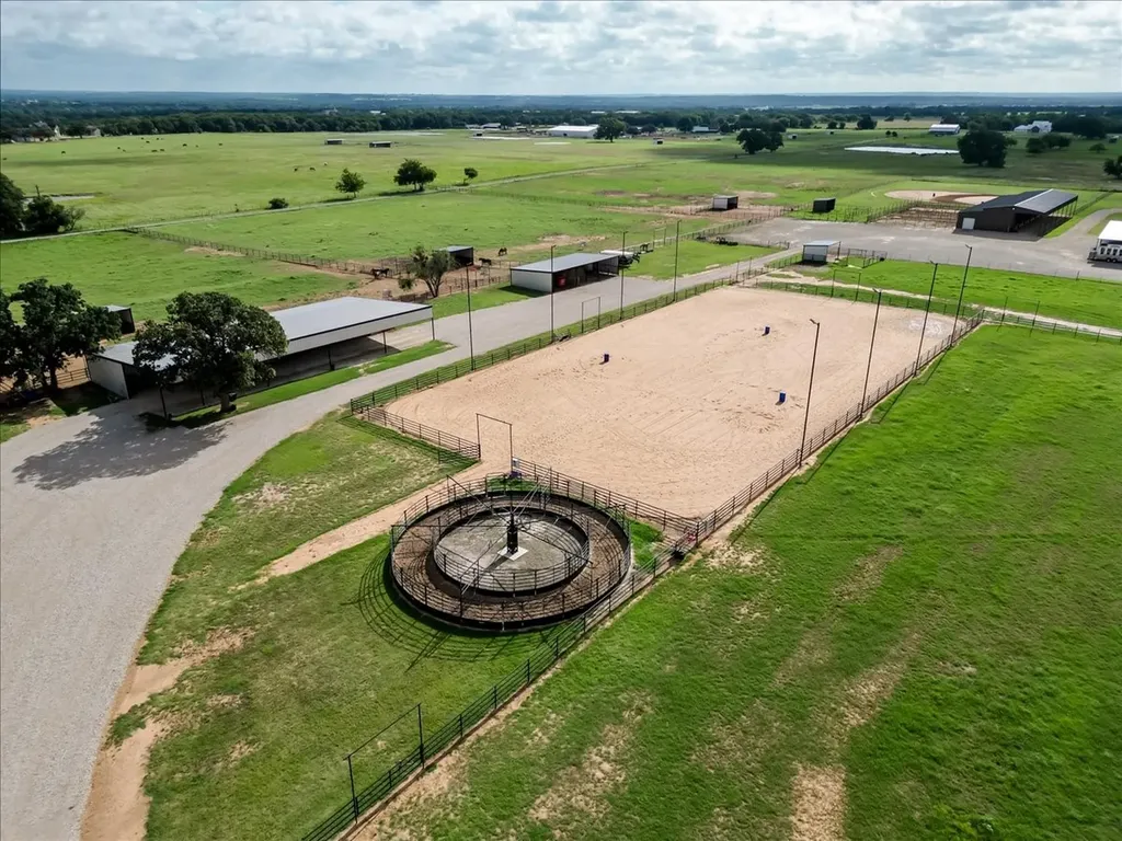1340 Lacy Drive Lipan TX 76462