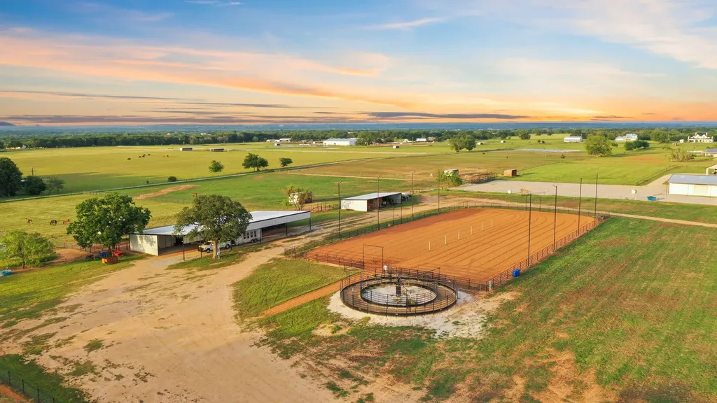 1340 Lacy Drive Lipan TX 76462