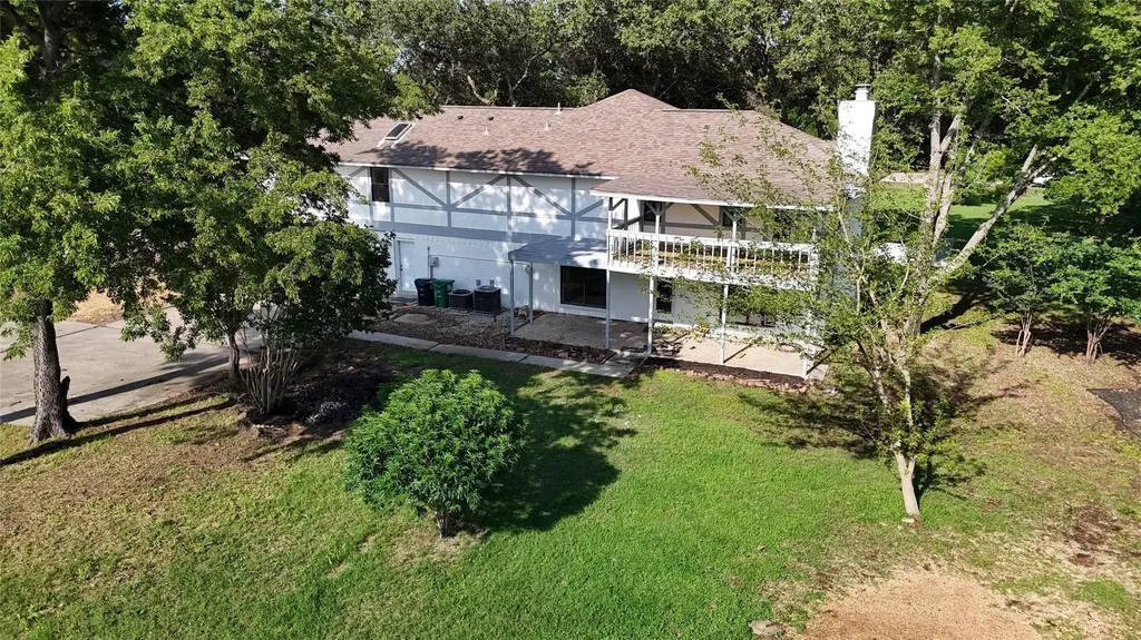 5049 Golden Circle Denton TX 76208