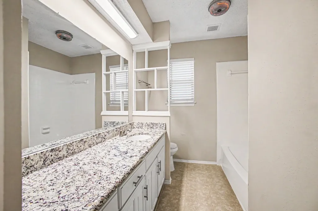 5405 Bright Star Trail Arlington TX 76017