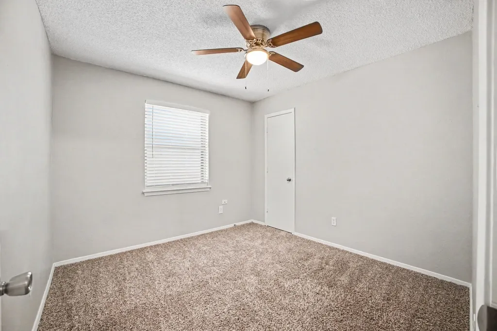 5405 Bright Star Trail Arlington TX 76017