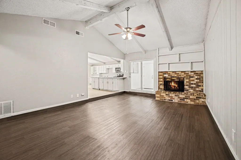 5405 Bright Star Trail Arlington TX 76017
