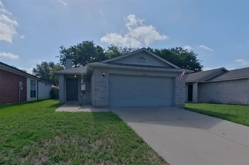 10525 Flamewood Drive Fort Worth TX 76140