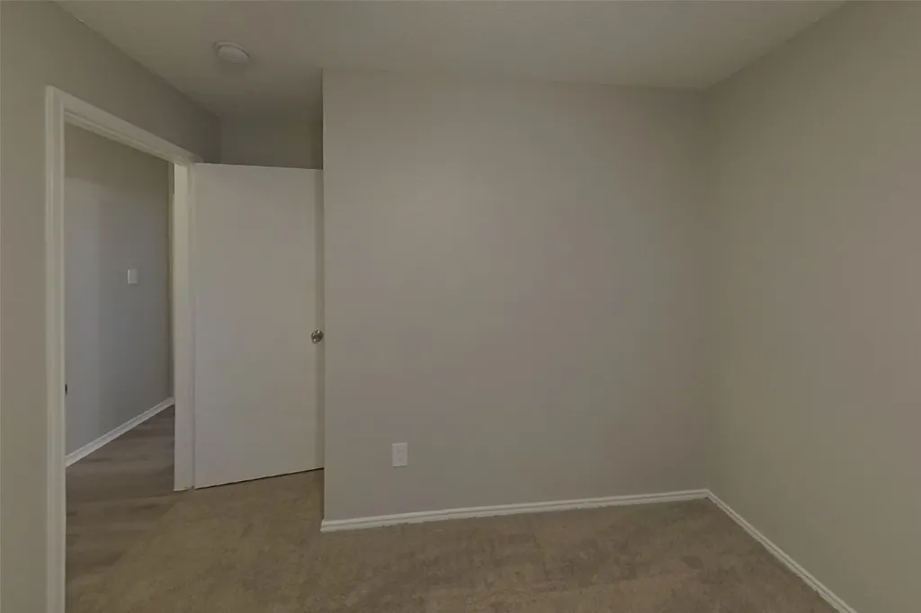 10525 Flamewood Drive Fort Worth TX 76140