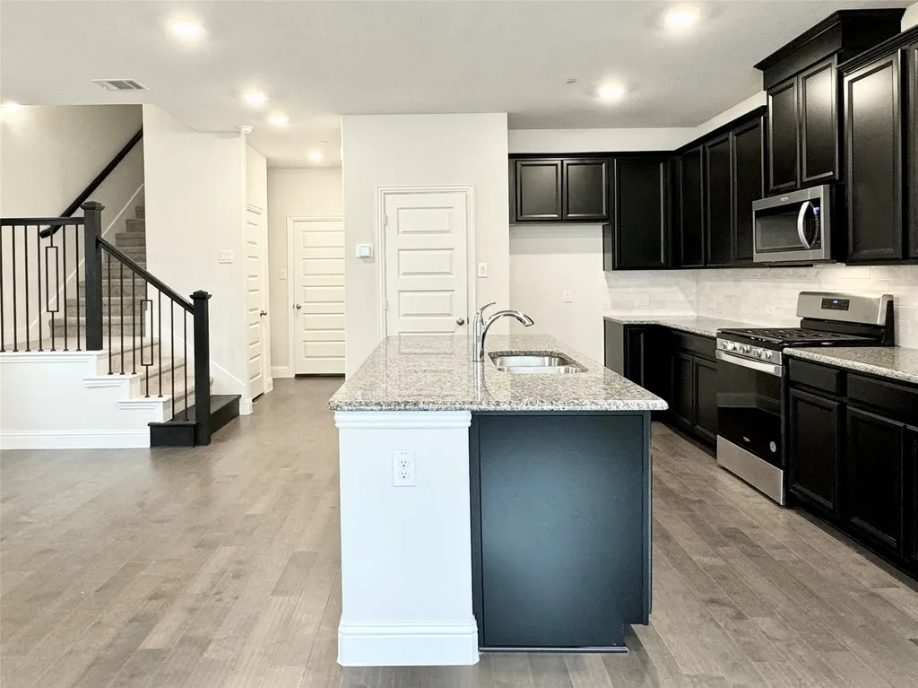 7837 Bayside Drive Rowlett TX 75088