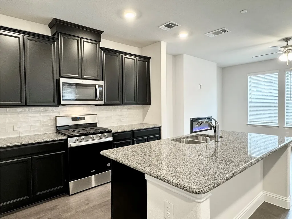 7837 Bayside Drive Rowlett TX 75088