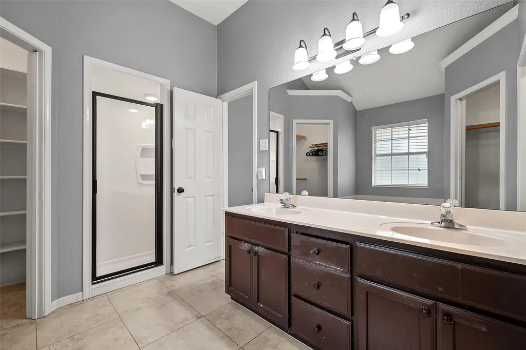 10604 Sierra West Drive Waco TX 76712