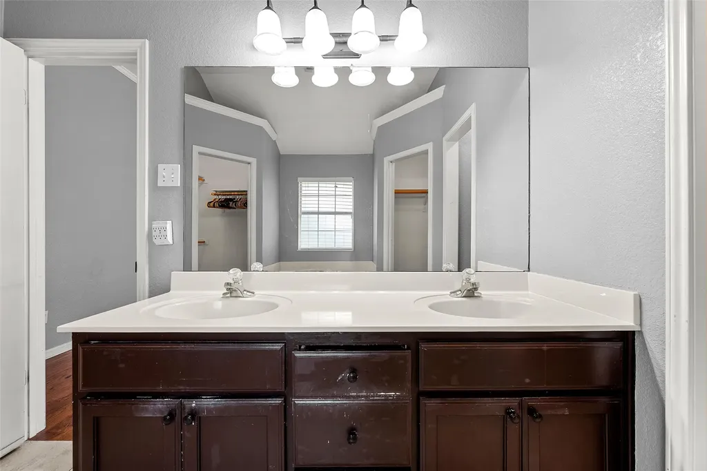 10604 Sierra West Drive Waco TX 76712