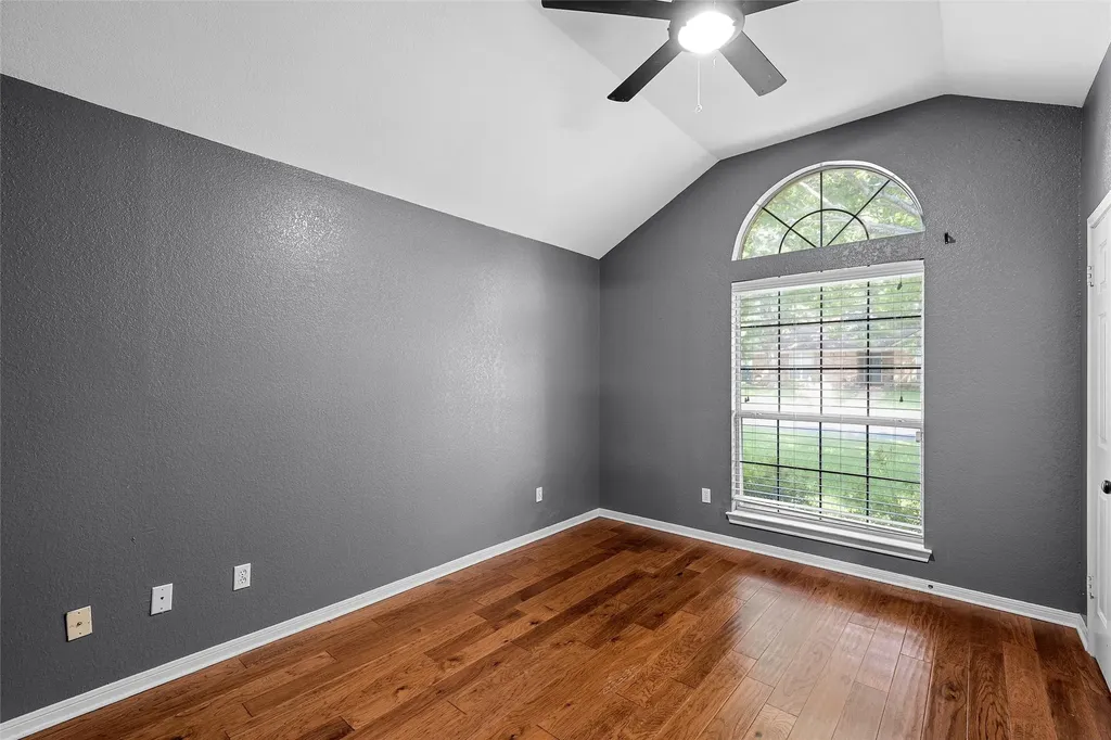 10604 Sierra West Drive Waco TX 76712