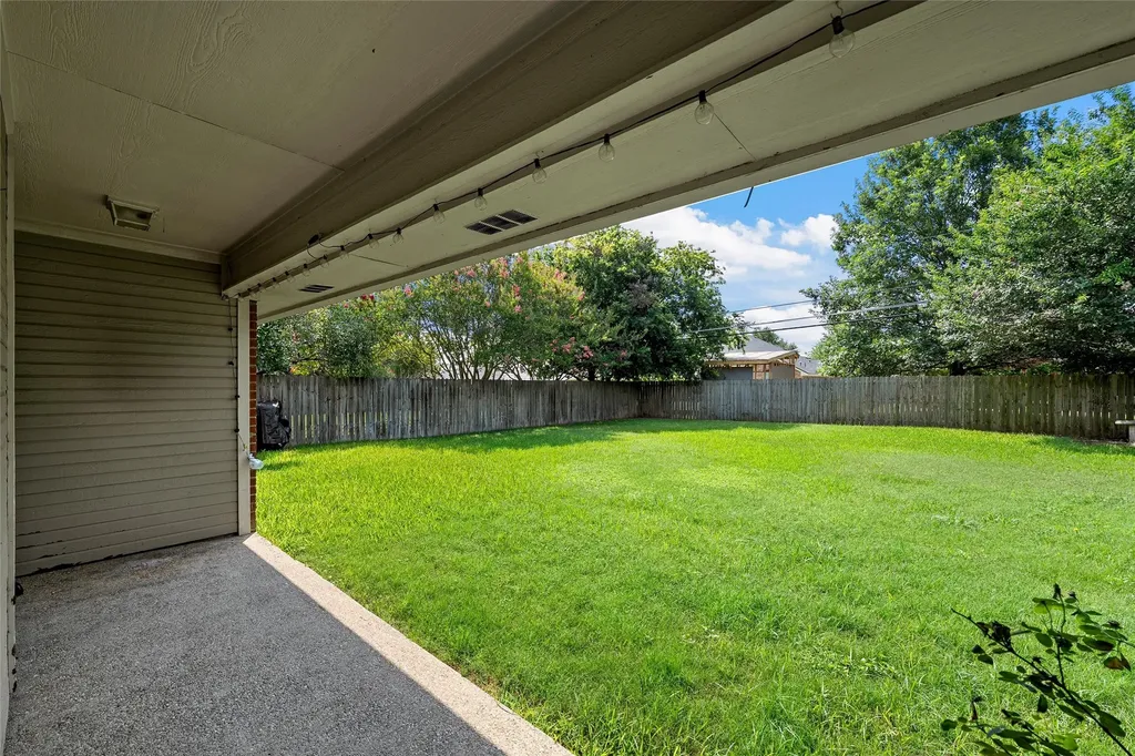 10604 Sierra West Drive Waco TX 76712