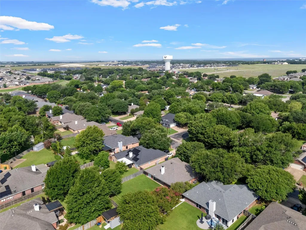 10604 Sierra West Drive Waco TX 76712